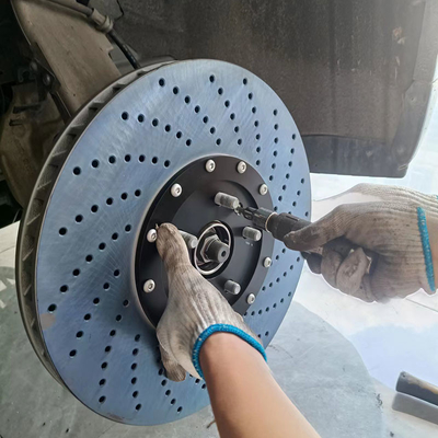 420x36mm الفرجار الخلفي لفرامل السيارة مواد عالية الكربون المضادة للاهتزاز